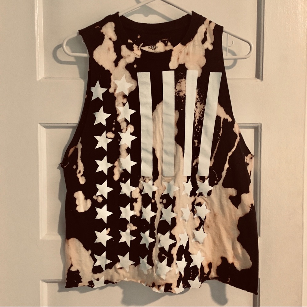 Walnut & 39th Sz M Unisex Tie Dye Flag Cotton T